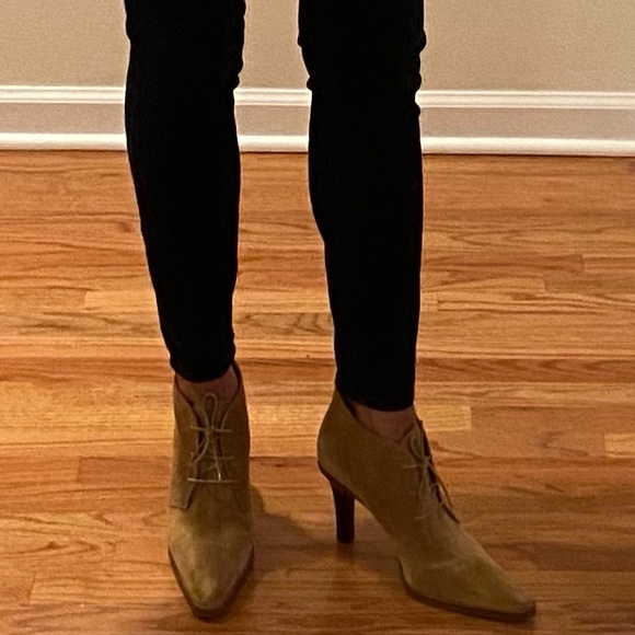 New Coach tan suede booties size 10 made in Italy - Picture 13 of 14